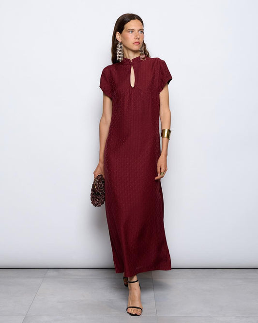 Long Mao Collar Burgundy Dress