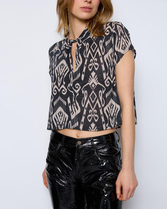 Black Short Sleeve Top