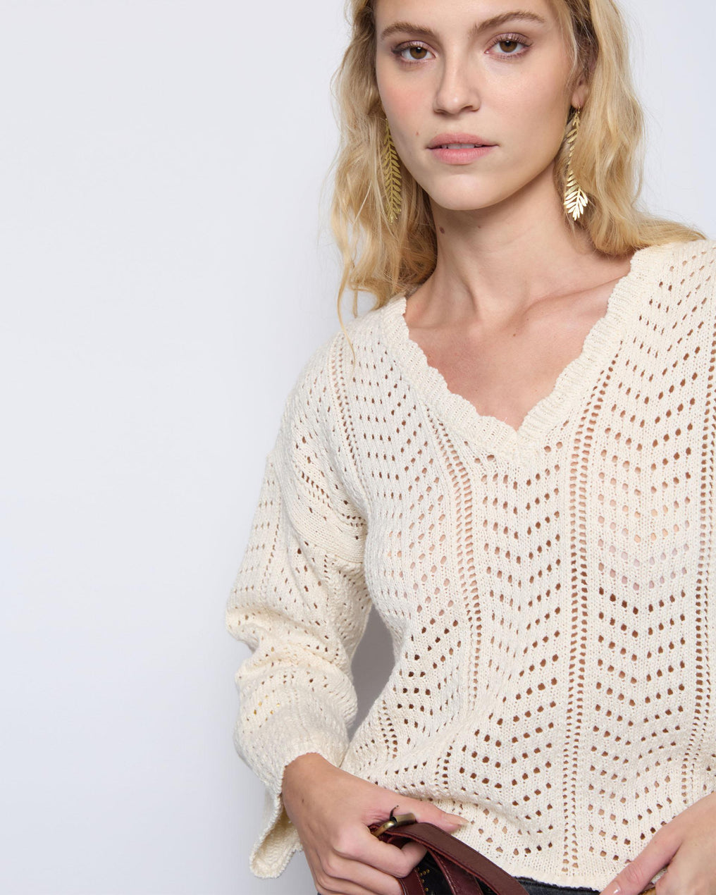 Jersey Cuello Ondas Troquelado Beige