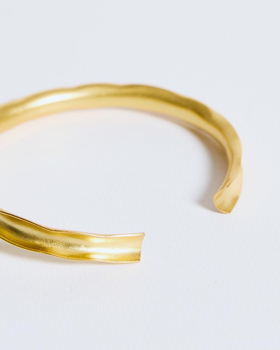 Gold Nerves Bracelet